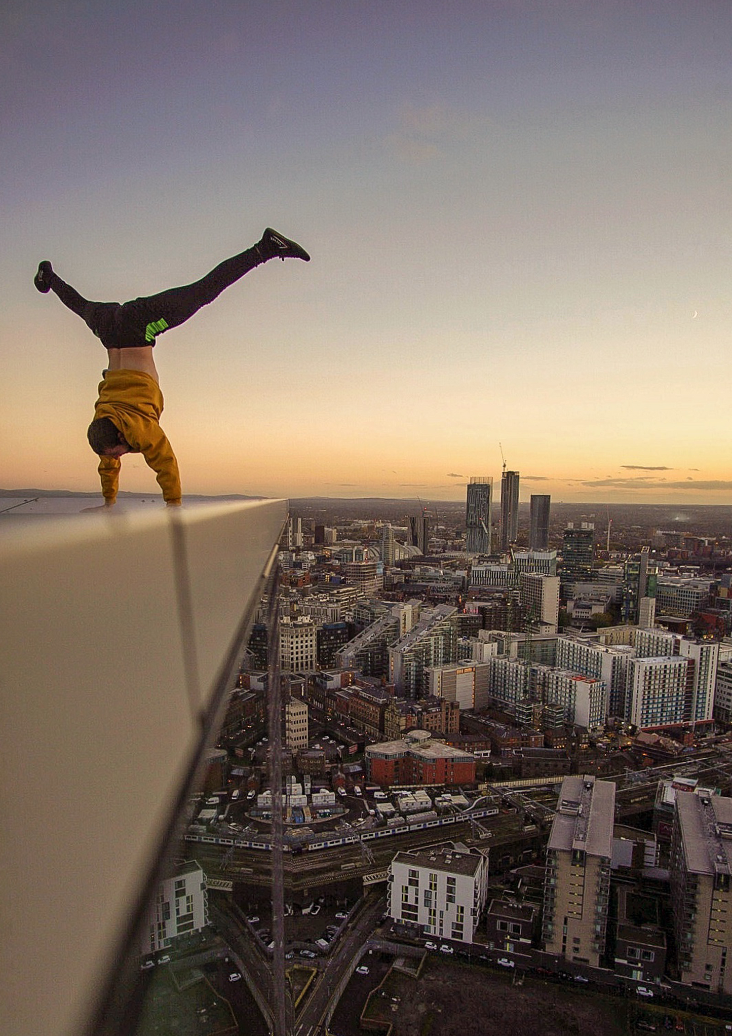 Handstand guide | Beginner to intermediate